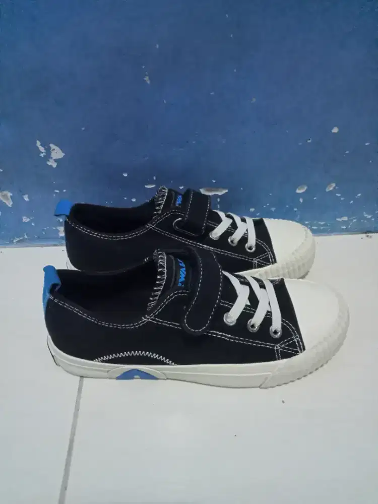 Airwalk anak size 35
