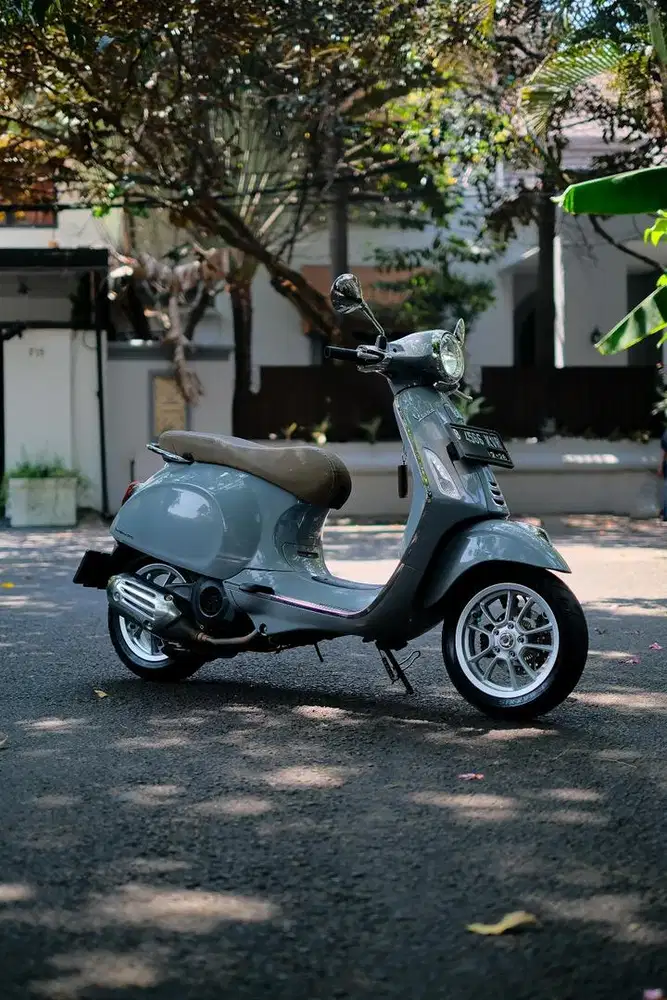 PRIMAVERA S 150 IGET ABS FL GREY