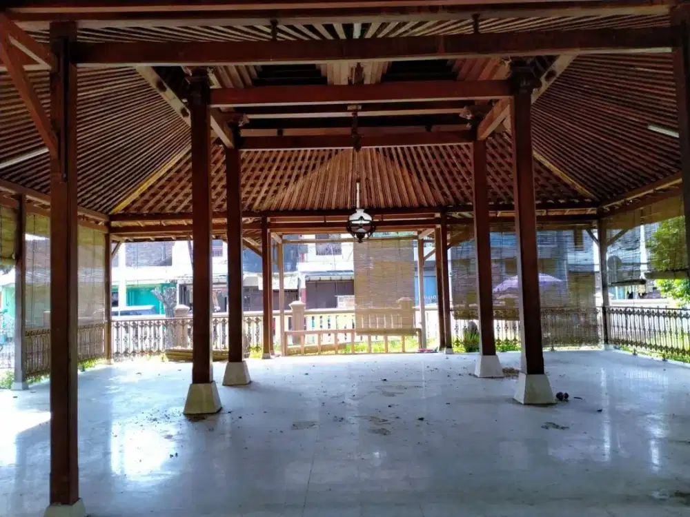 Rumah Joglo Laweyan Solo