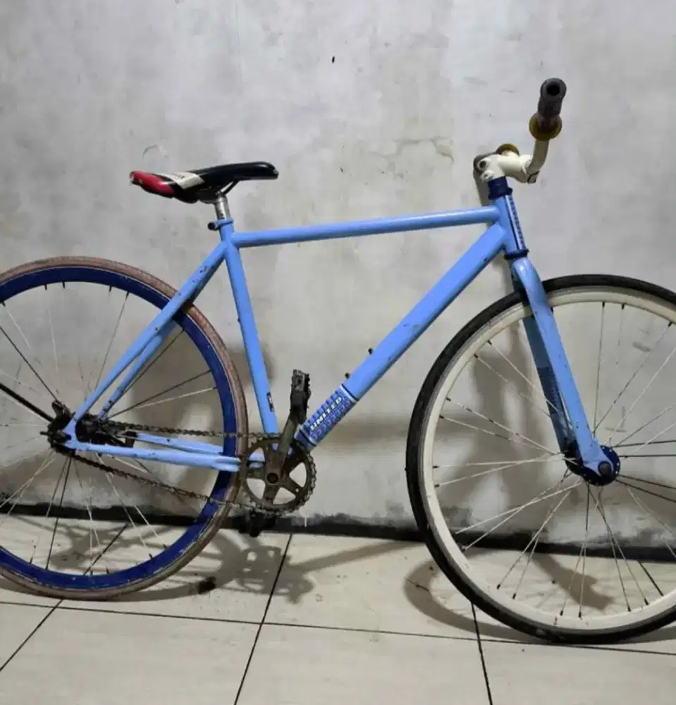 Sepeda fixie soloist 02