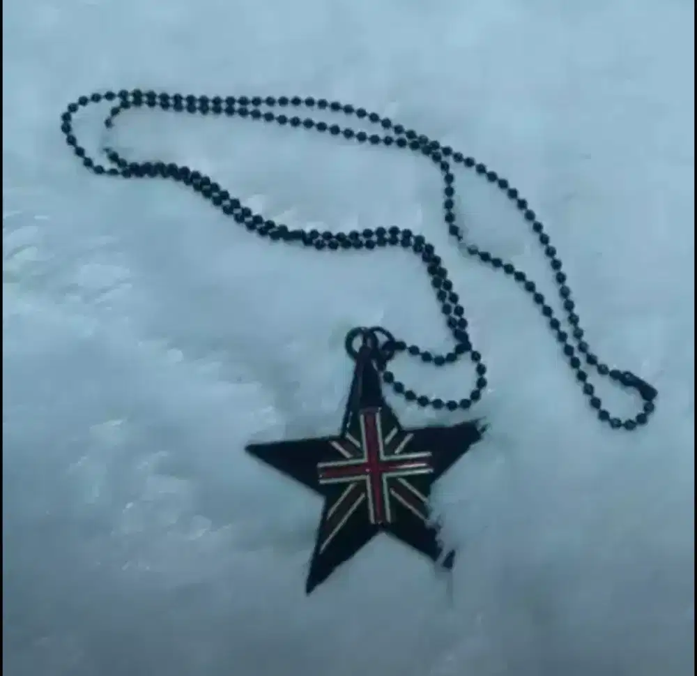 Aksesoris Wanita kalung bintang