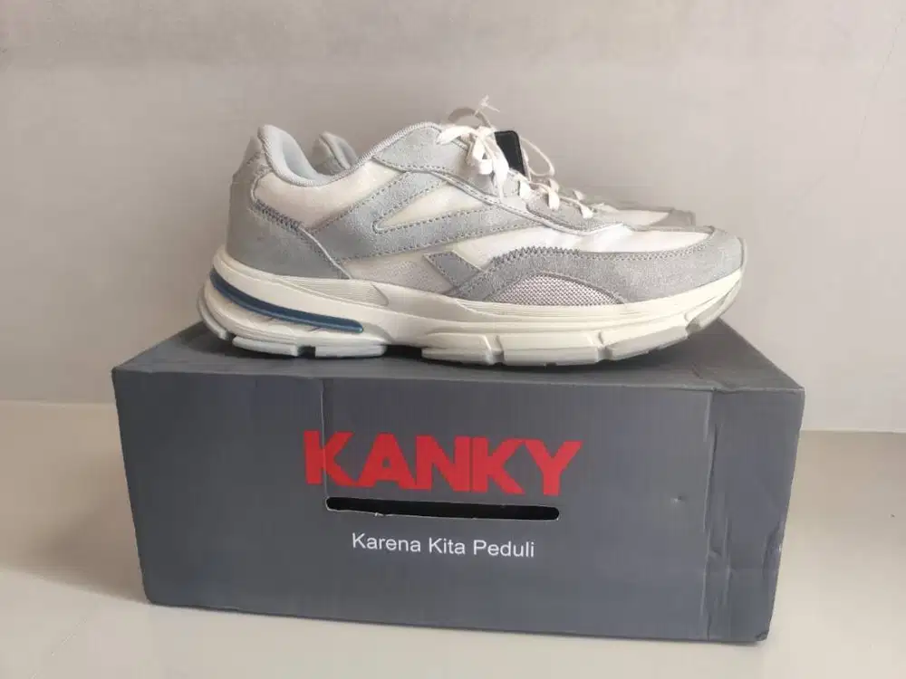 Sepatu KANKY KLASIK ROADSTAR Grey/Ivory Size 44