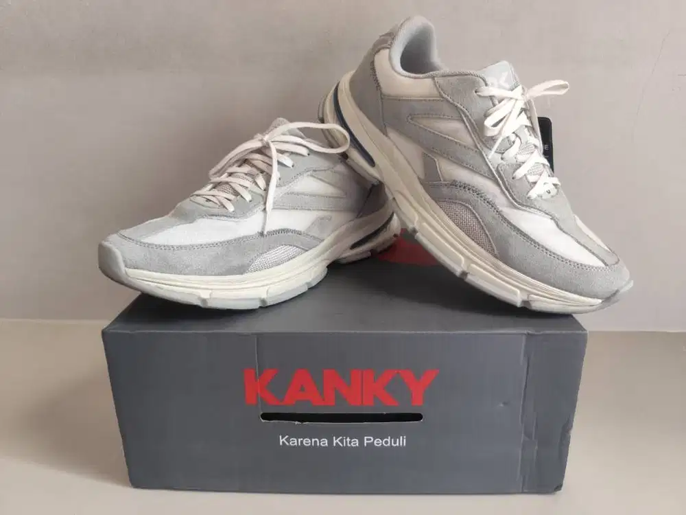 Sepatu KANKY KLASIK ROADSTAR Grey/Ivory Size 44