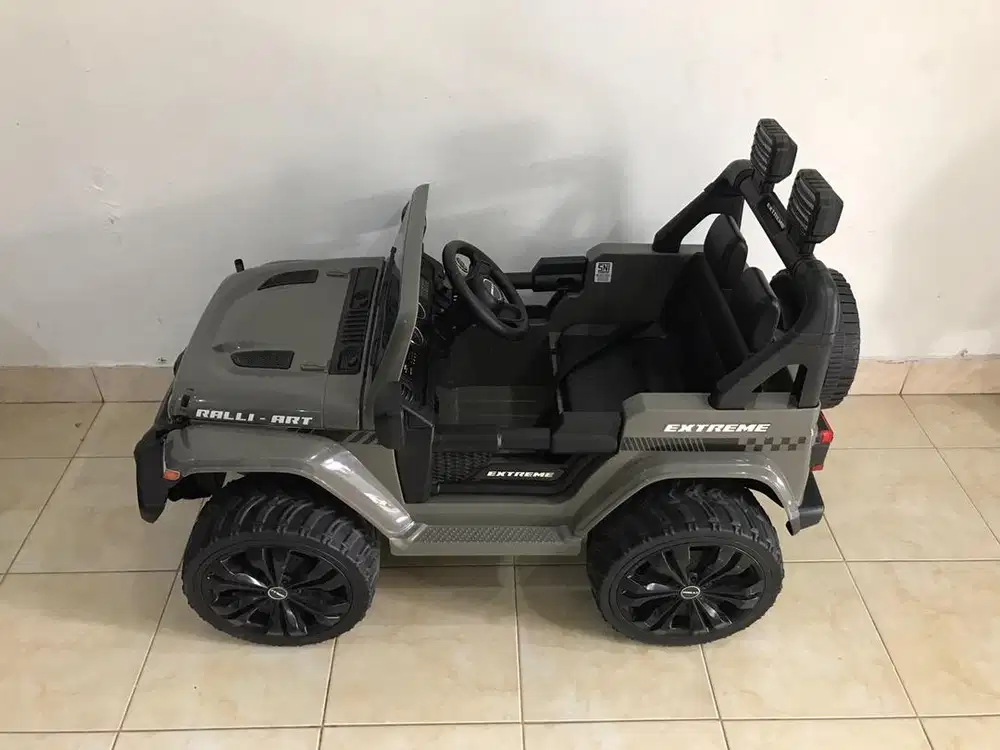 Preloved Mobil Aki Anak