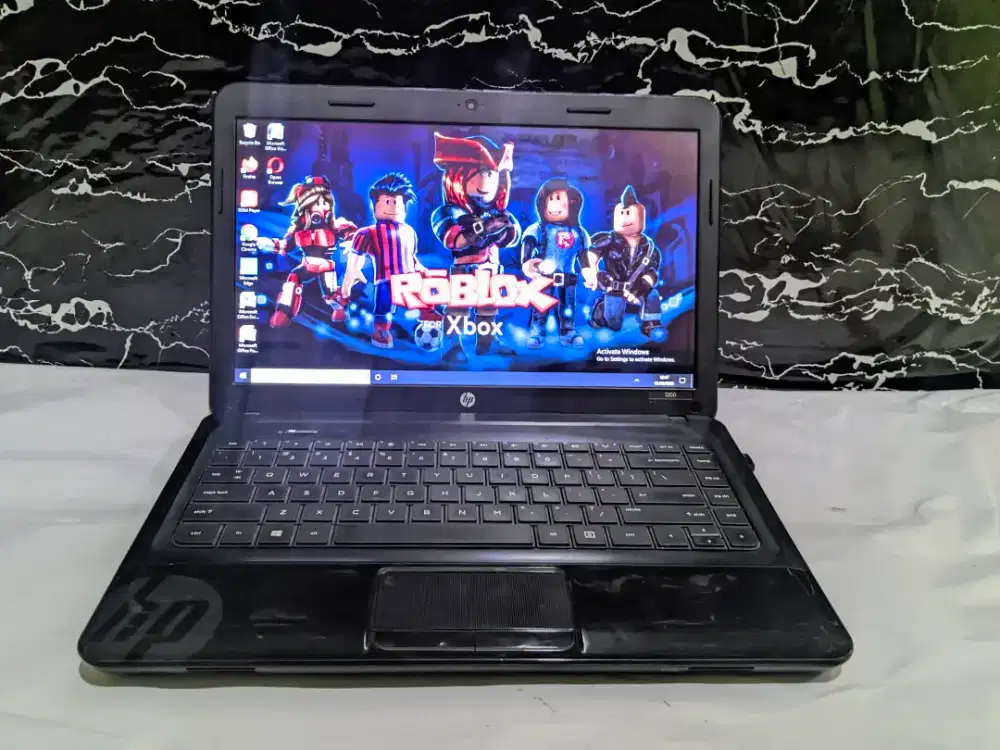 LAPTOP HP 1000 NOTEBOOK PC