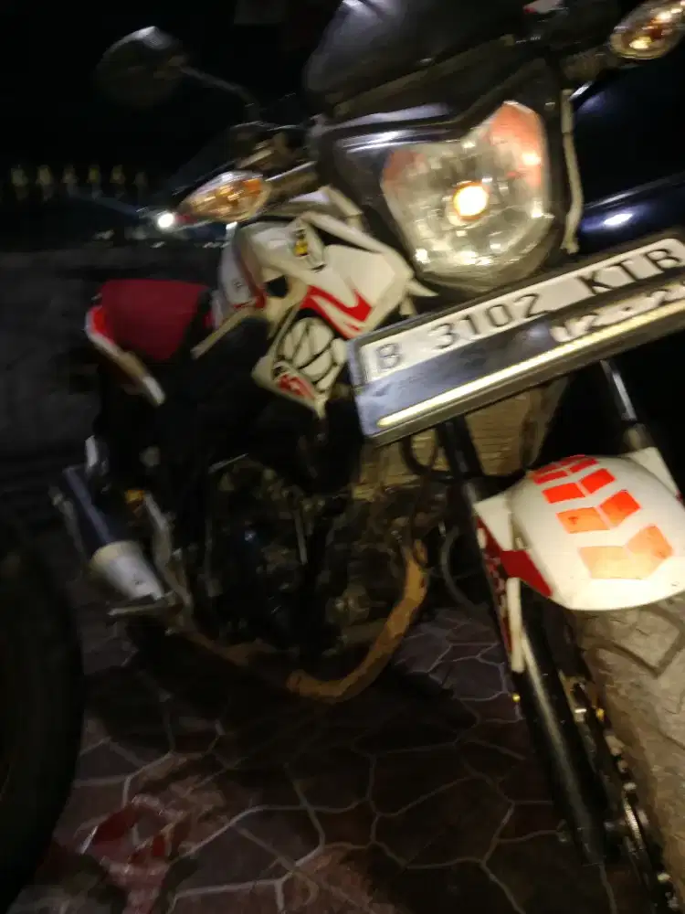 Dijual Honda CB