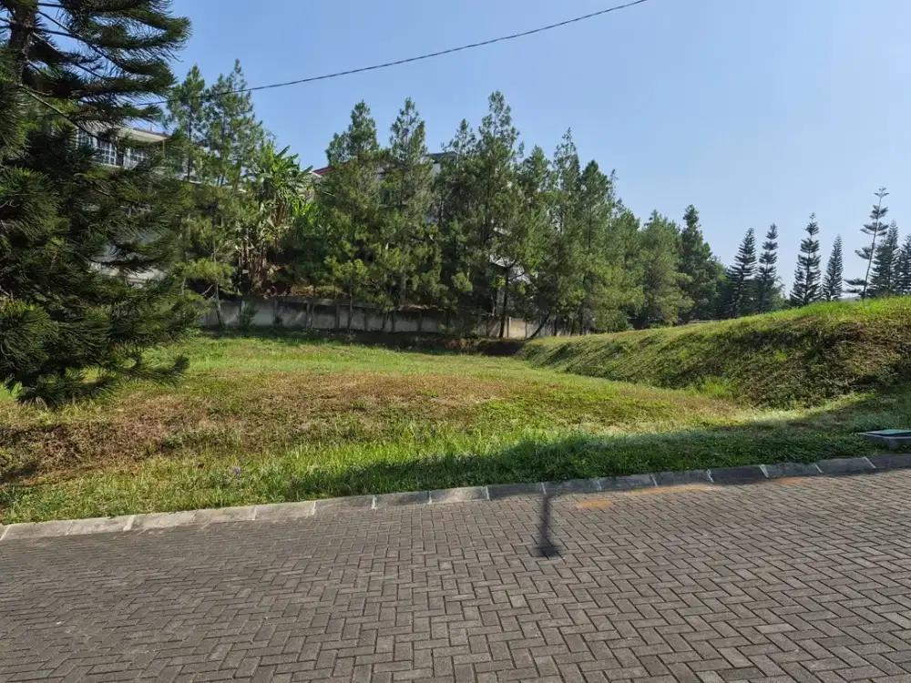 TANAH KAVLING EXCLUSIVE DI SAYAP SETIABUDI DALAM KOMPLEK  LINGKUNGAN ASRI, PRIVATE DAN NYAMAN ROW JALAN 10 - 11 METER.