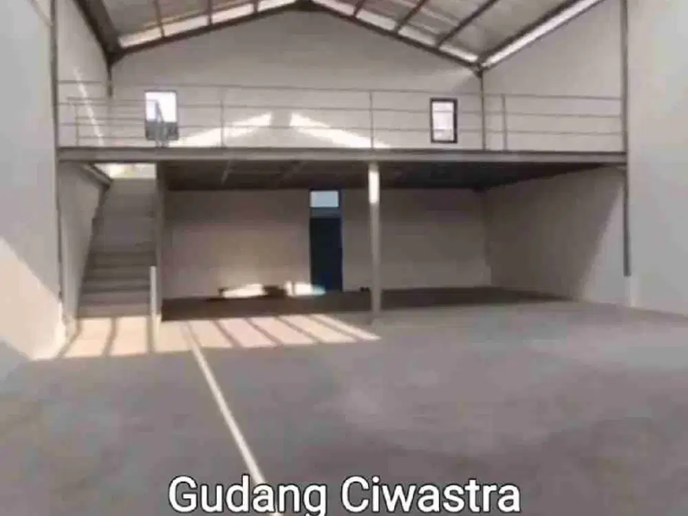 Gudang Ciwastra Akses kontainer