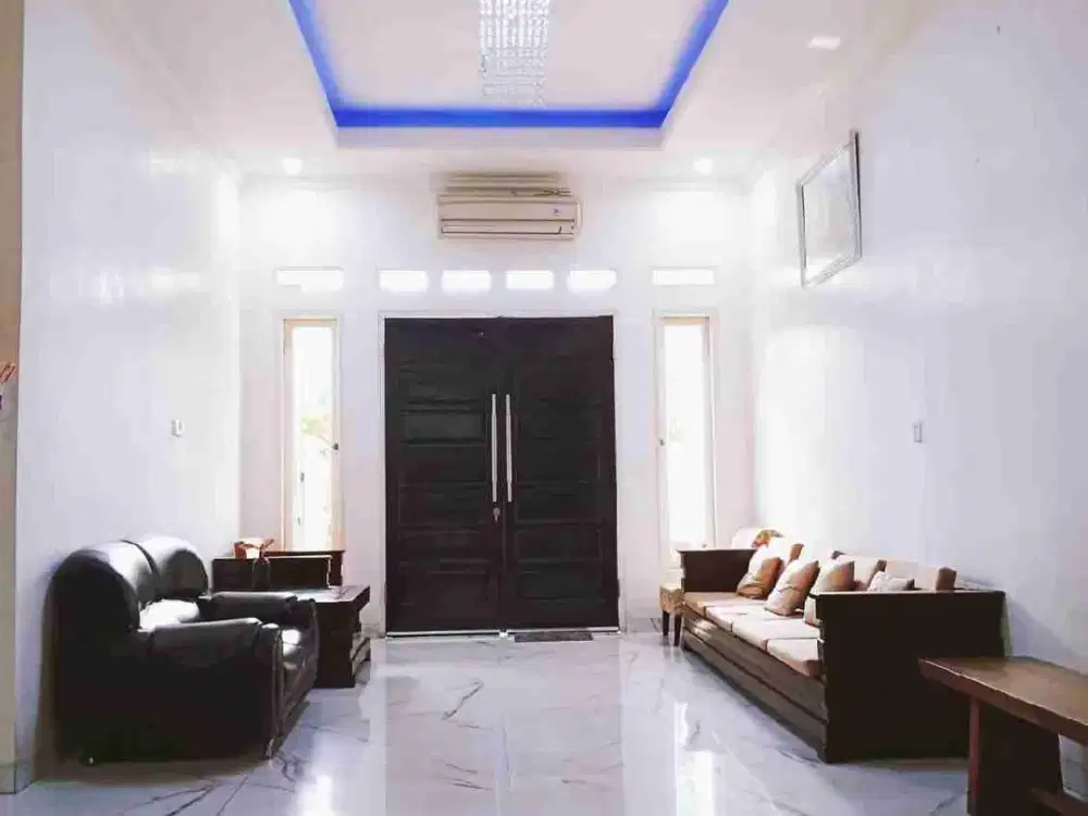 dijual rumah bagus 3 lantai dadap tangerang