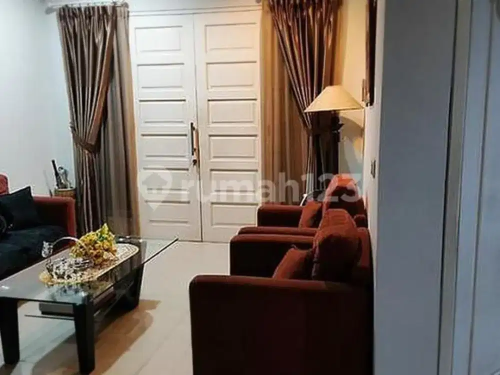 Rumah Bagus 2 Lantai Di Cluster Banjar Wijaya Tangerang
