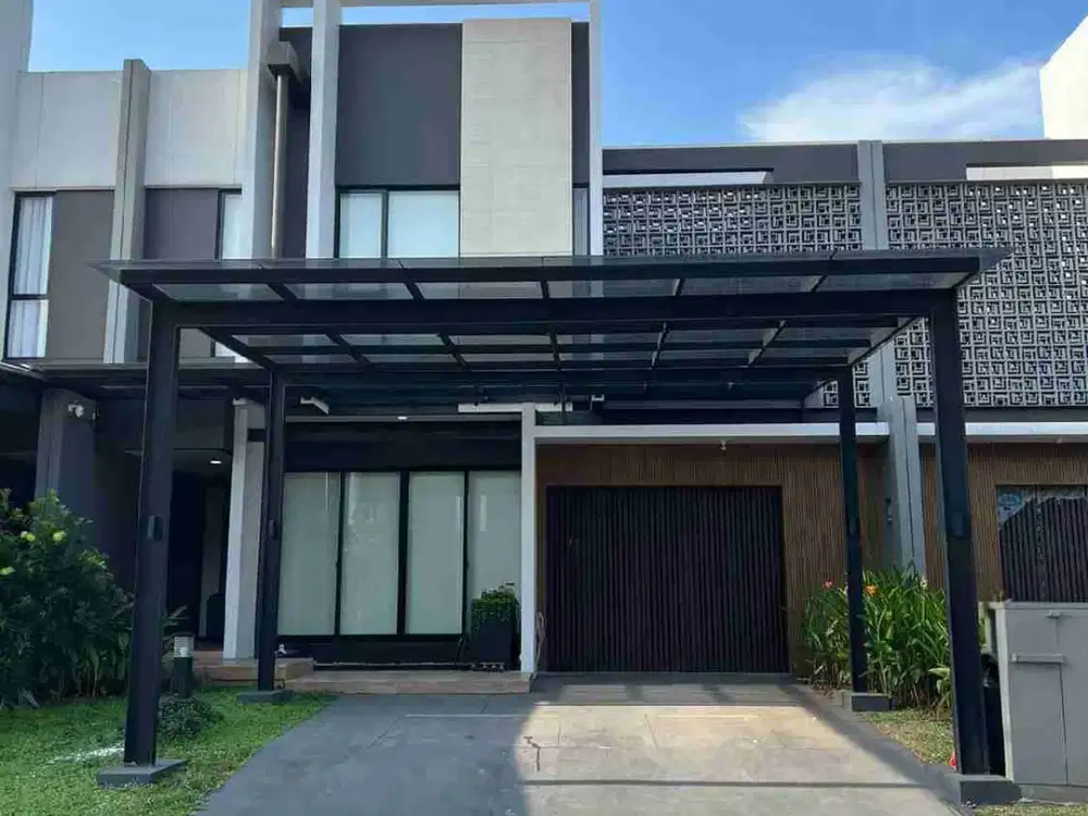 RUMAH MEWAH FULL FURNISHED SIAP HUNI LOKASI PREMIUM HARGA MENARIK