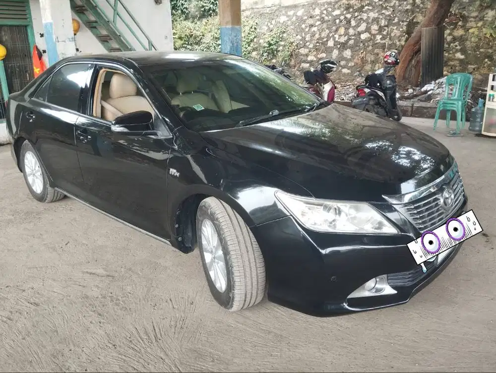 - Toyota Camery G tahun 2012  A/T