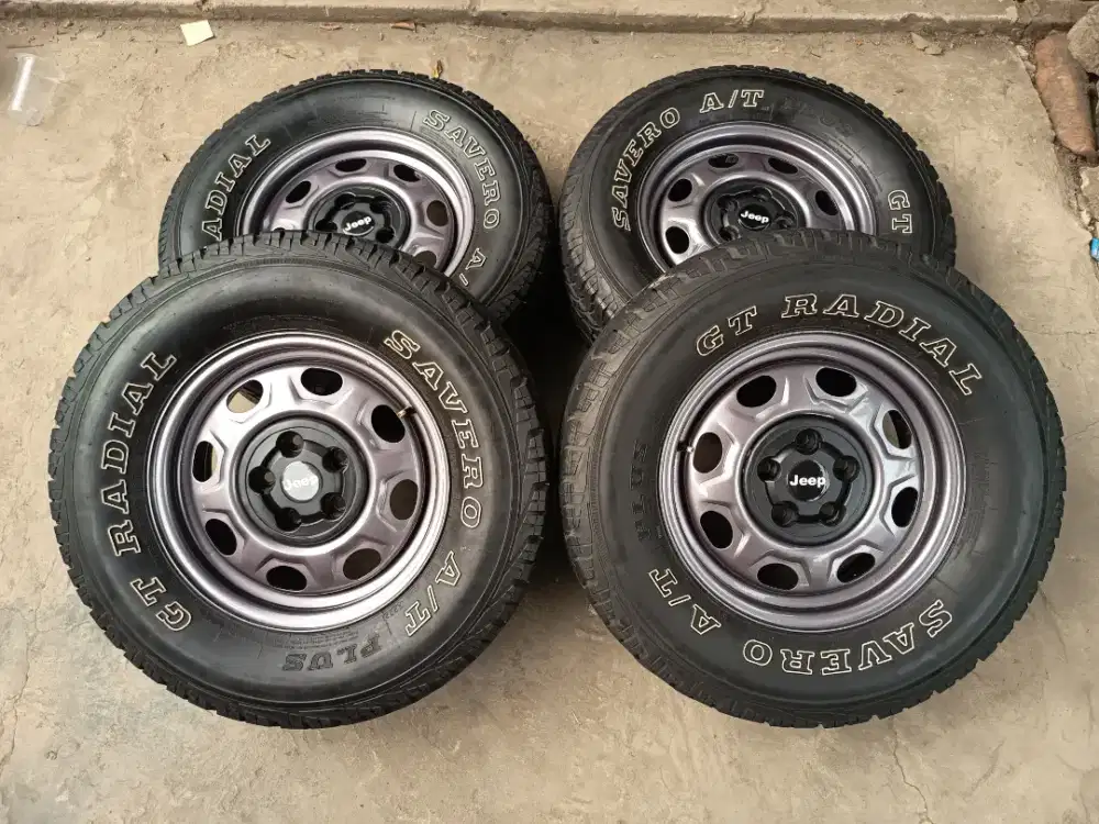 Velg kaleng taruna + ban at tebel2 ccok untuk crv/xtrail/escape dll