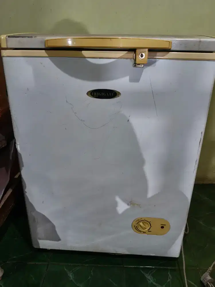 JUAL BU Freezer 60x100cm merek FRIGIGATE