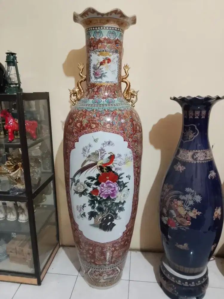 Hiasan Guci Keramik