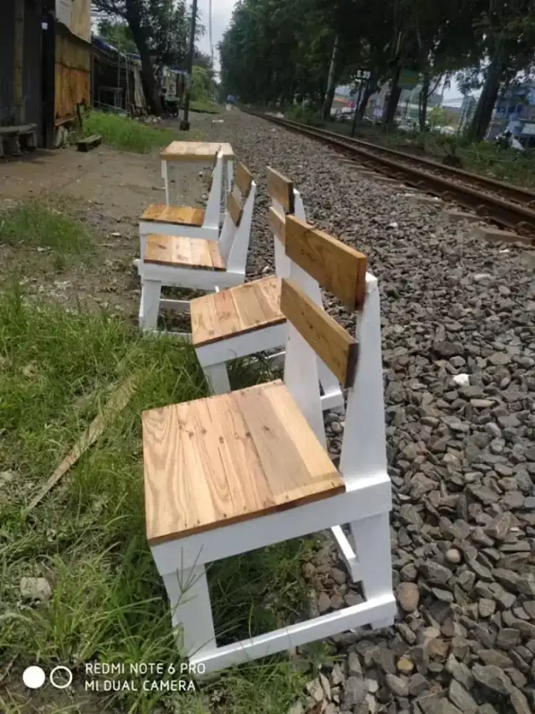 Kursi warung warkop rumah kayu pinus jati belanda