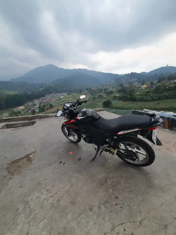 Dijual motor CB 150R