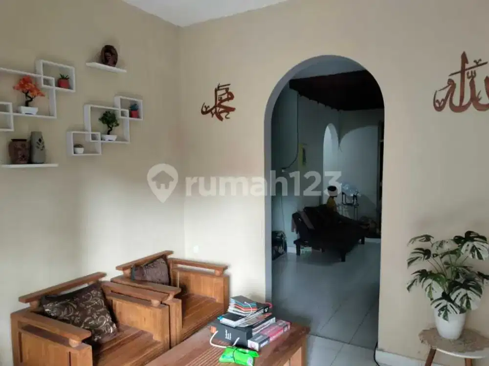 Dijual Rumah Minimalis Sederhana Taman Griya