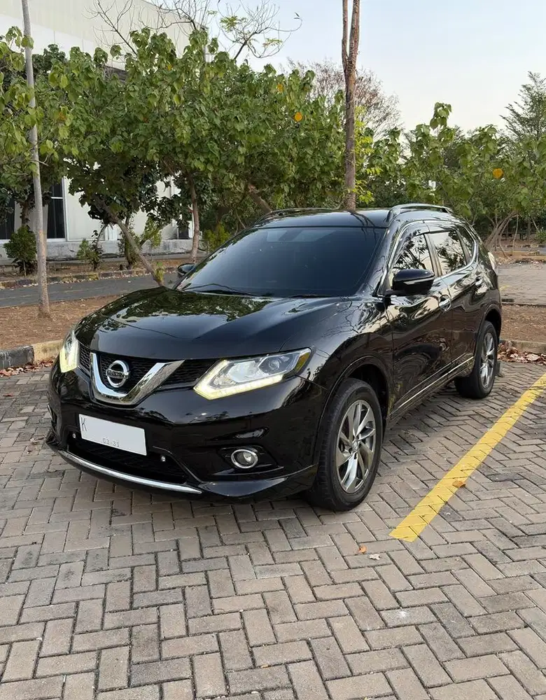 Xtrail T32 2.5 Hitam 2016 Istimewa