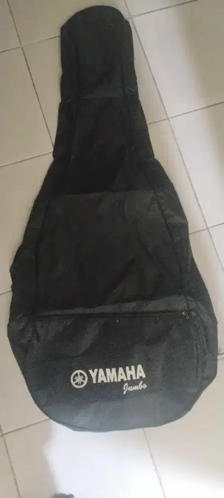 tas gitar masih baru gk pernh di pakai