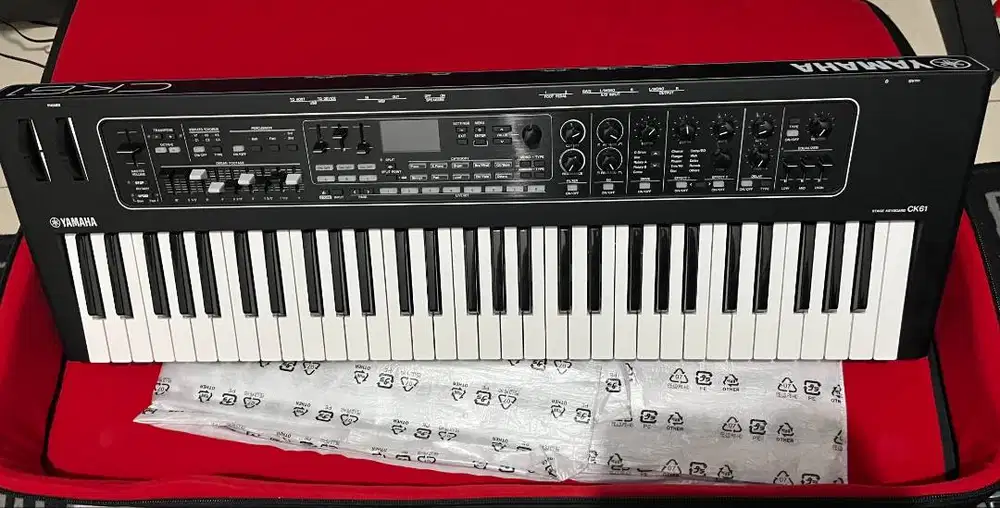 Yamaha CK61 Stage Keyboard & Synthesizer