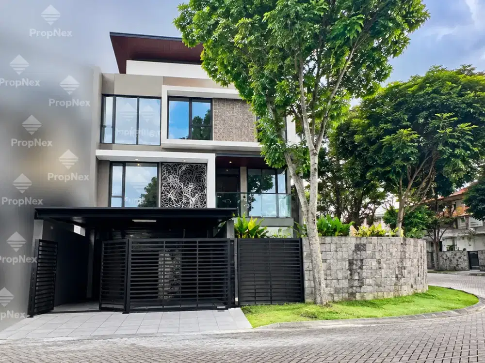 DIJUAL RUMAH WOODLAND CITRALAND MINIMALIS 3LT HOOK DEKAT PASAR MODERN