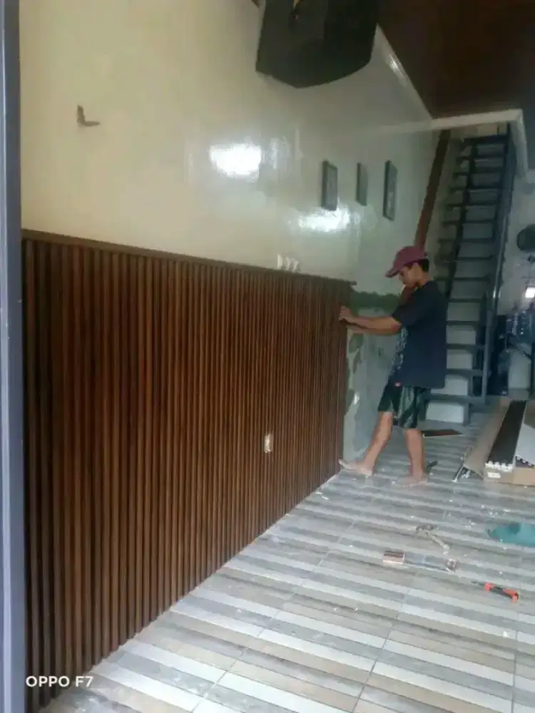 Tukang harian dan borogan