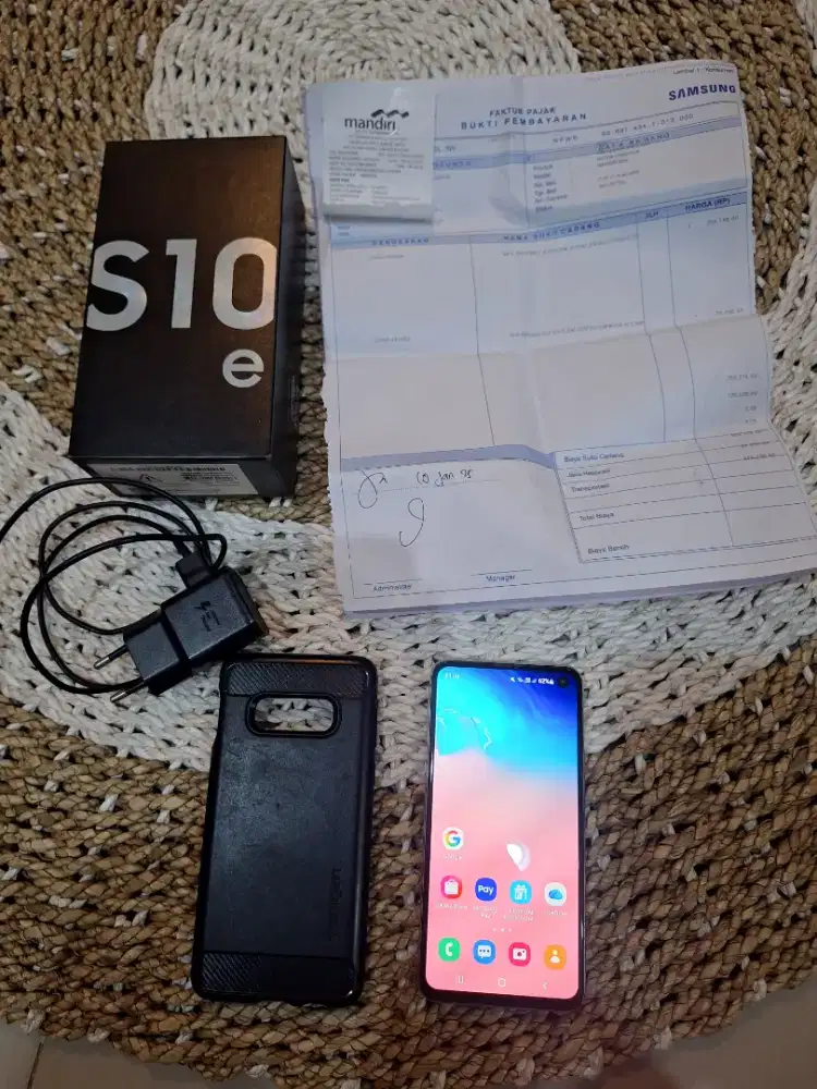 Samsung s10e 6/128gb sein fullset