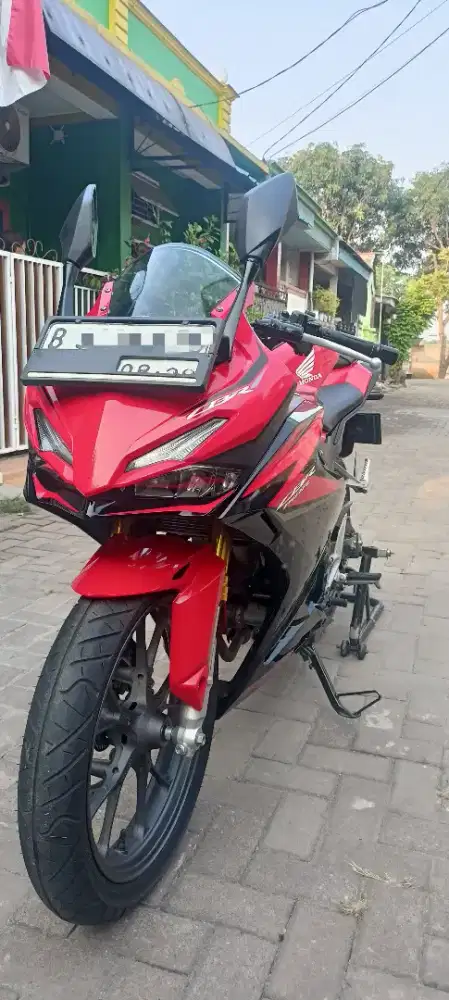 Honda CBR 150R 2023