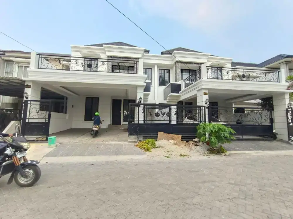 Di Jual MURAH, Rumah Luas dan Cantik Bangunan Baru, ada Kolam Renang type American Classic di Villa Melati Mas, BSD City - Tangerang Selatan