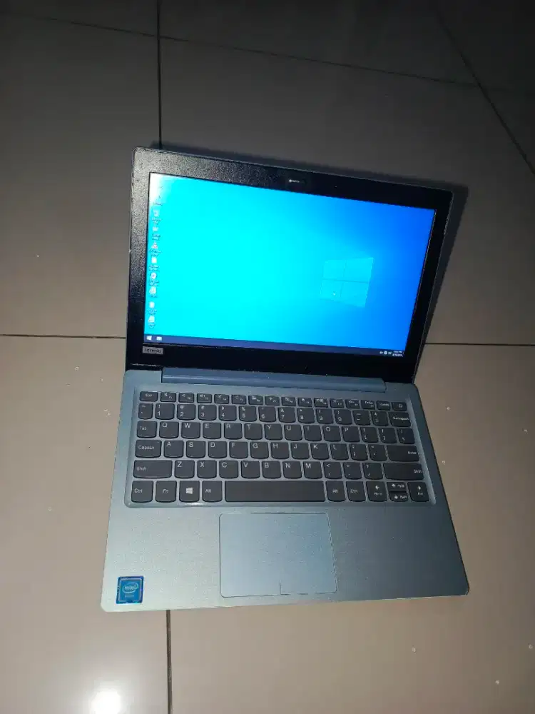Lenovo slim 120-11iap Celeron n3050 ram 2gb HDD 320gb