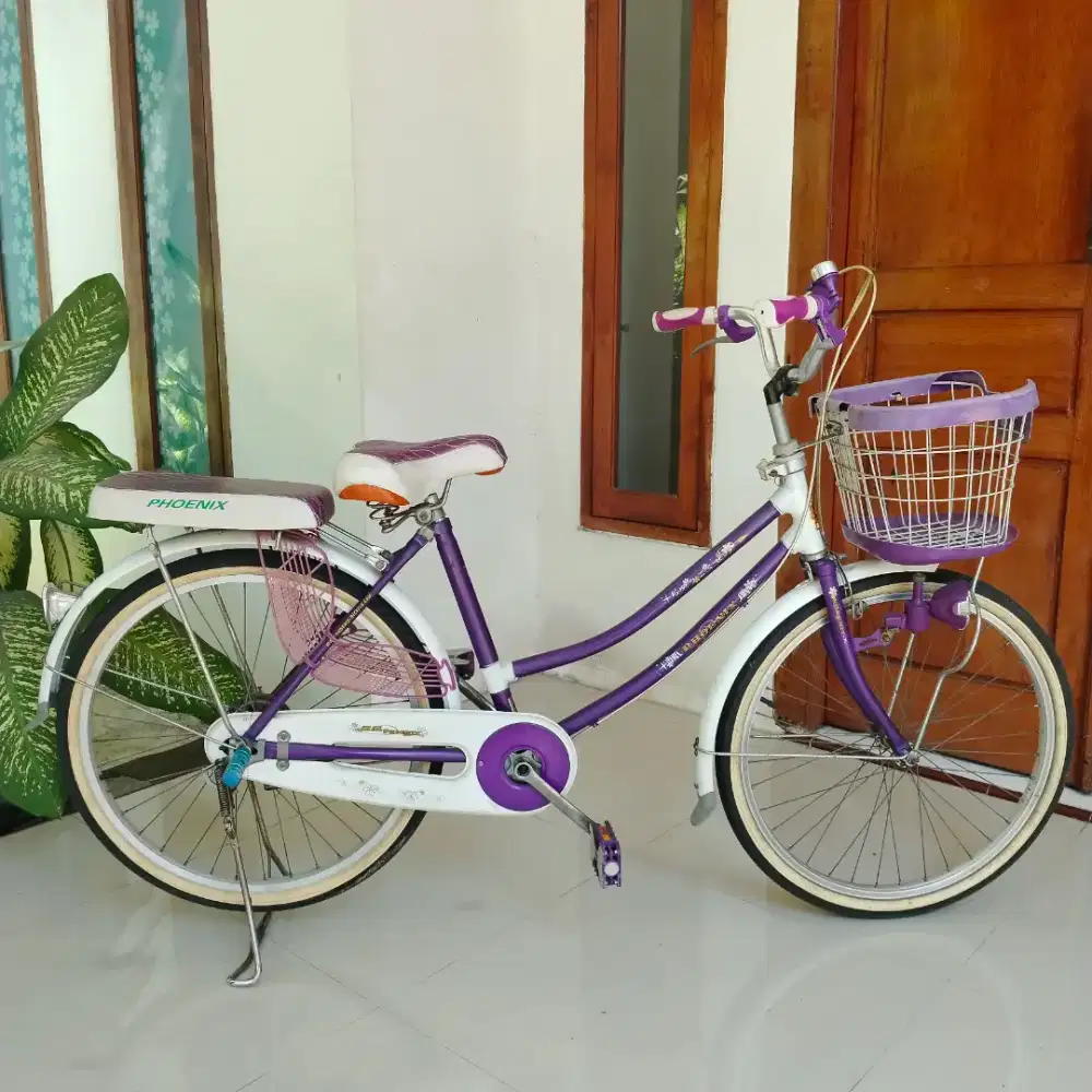 Sepeda Ontel Phoenix size 24, ungu putih, part masih bawaan semua
