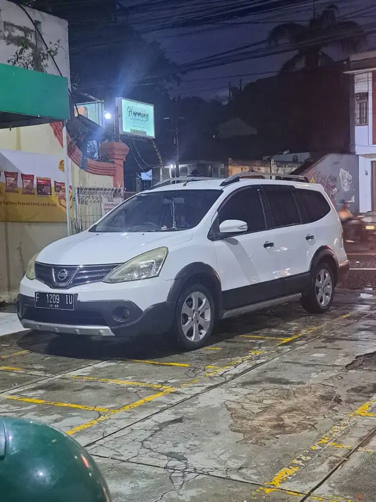 Grand Livina X gear 1.8 AT