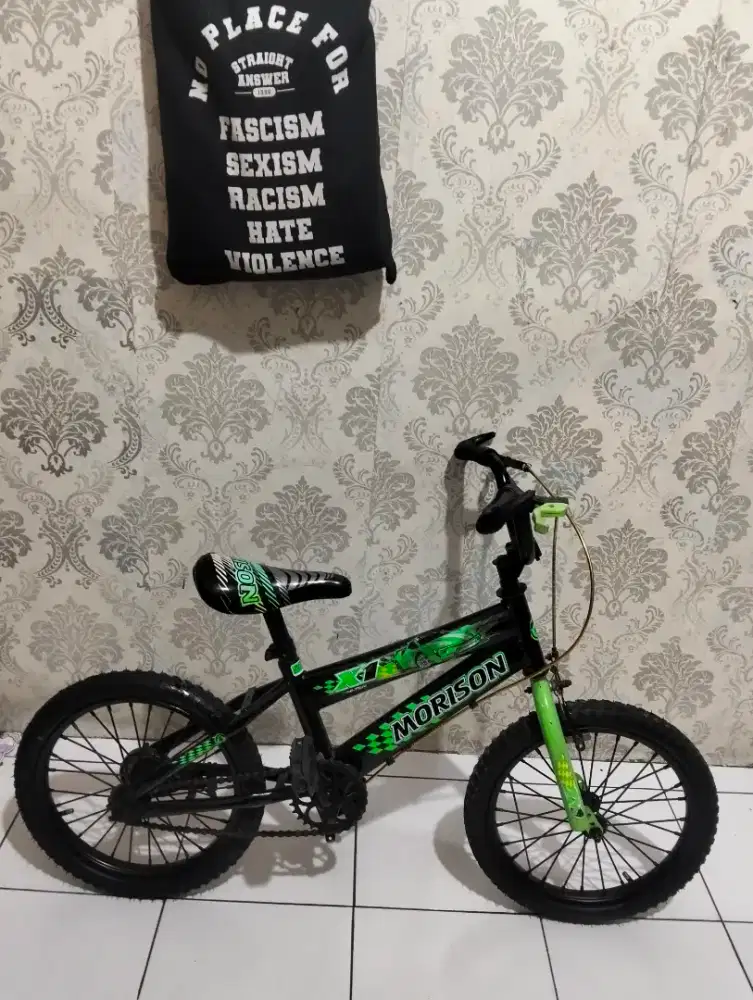 Sepeda BMX anak ukuran 16 untuk umur 4 sampai 7 tahun