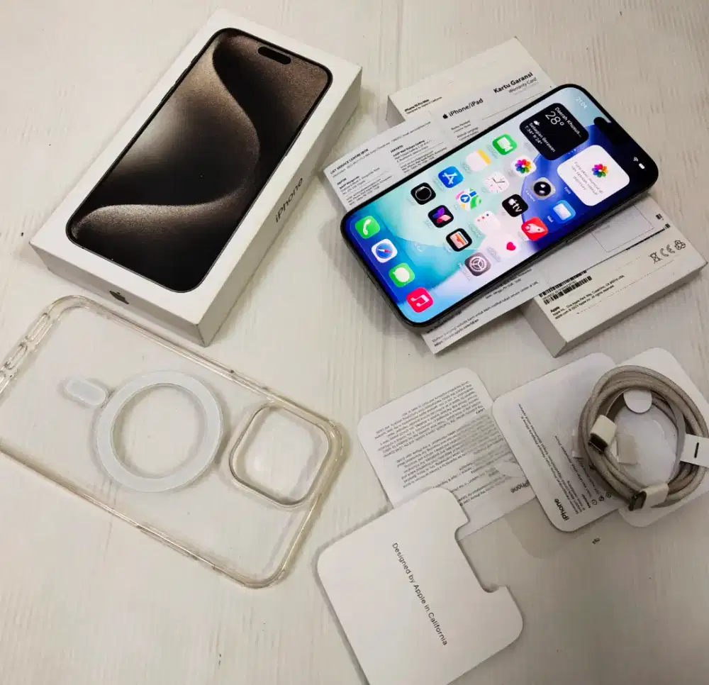iPhone 15pro max 256GB iBox