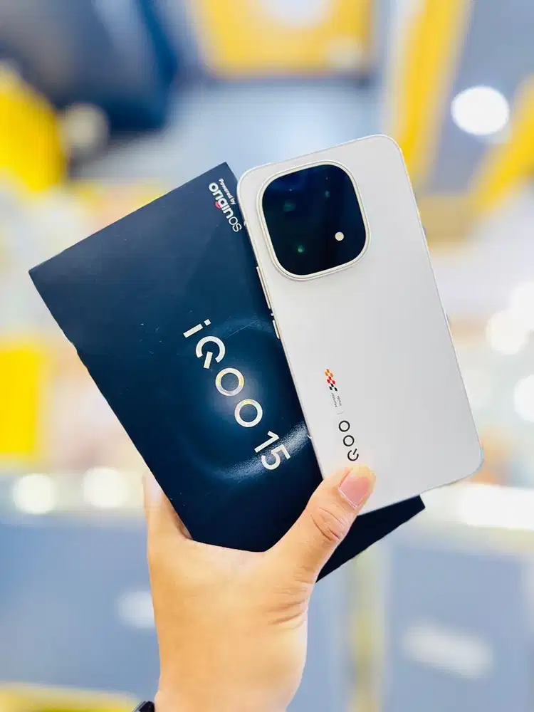iQOO 15 16/512 Super like new