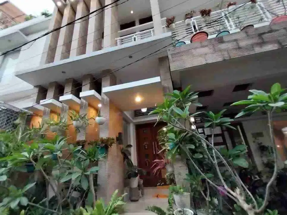 Rumah Dijual Siap Huni Dalam Cluster One gate system Bebas Banjir Bella casa residence Tirtajaya