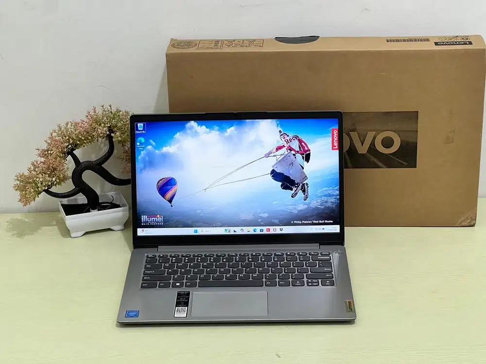 Lenovo Ideapad Slim 1 N4020 RAM 8 SSD 512 GB Mulus Like New Fullset