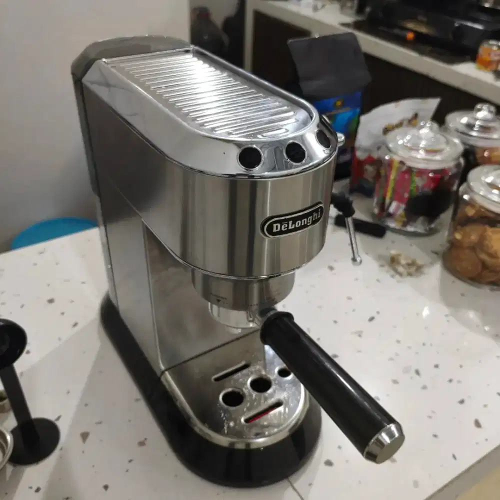 Mesin Kopi Delonghi Dedica