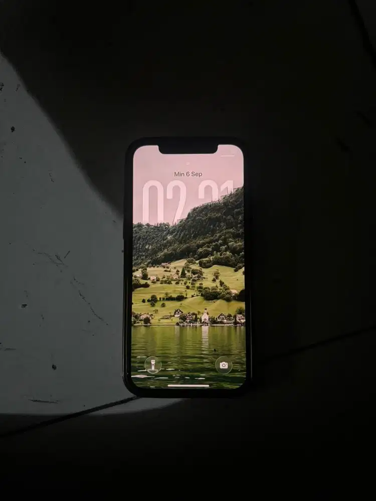 Iphone 12.    128gb/digimap