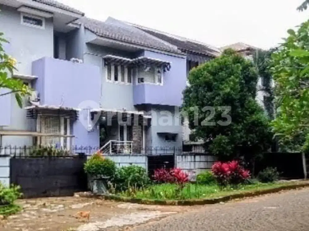 Jual Cepat Rumah Mewah 4 Lantai + Basement Lokasi Strategis di Ragunan, Pasar Minggu - Jakarta Selatan