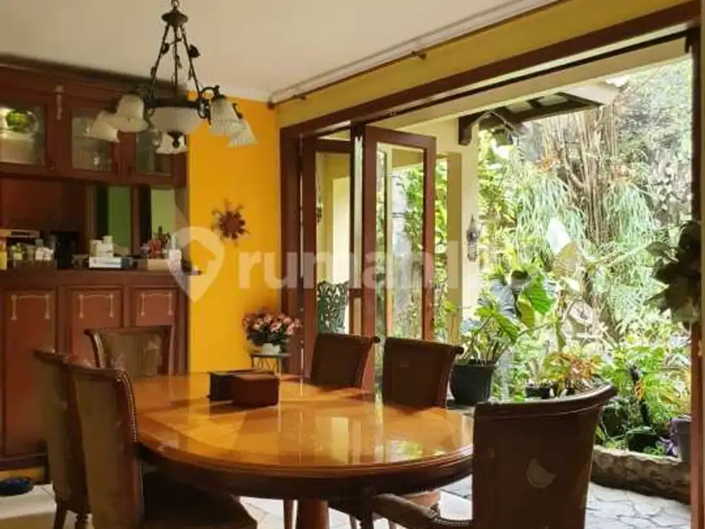 Rumah Cantik Asri Lokasi Strategis di Cilandak, Jakarta Selatan