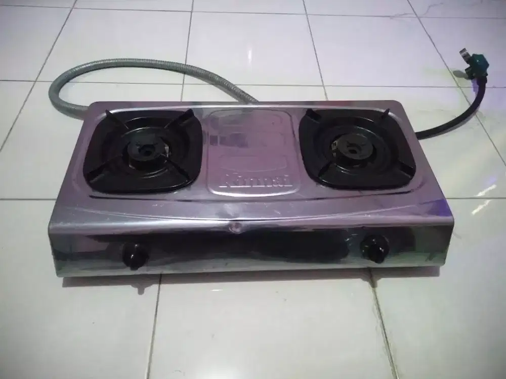 Jual kompor RINNAI 2 tungku & Selang Regulator QUANTUM
