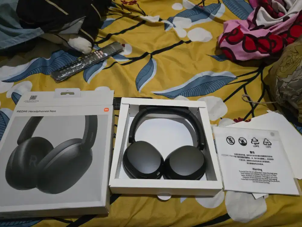 Redmi headphones neo like new cuma cek unit cek aja. Suara mantab bass