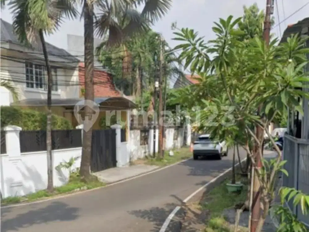 Rumah Hanya Hitung Tanah di Area Senopati , Widya Chandra, Selong, Senayan, Kebayoran Baru , Jakarta Selatan, Indonesia