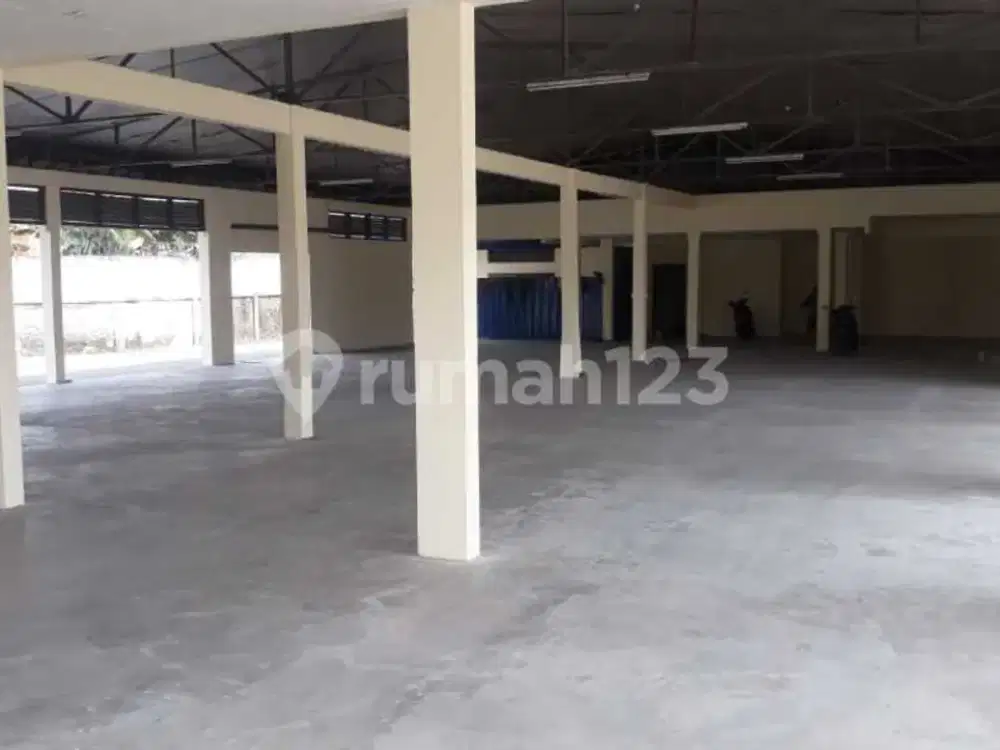 Gudang Terawat Lokasi Strategis Selangkah ke Tol Tb Simatupang di Pasar Rebo, Jakarta Timur
