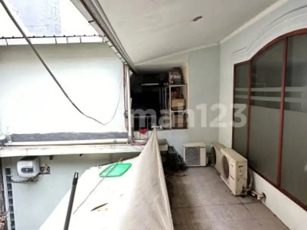 Jual Cepat Rumah Bagus Siap Huni Dalam Kompleks Perumahan