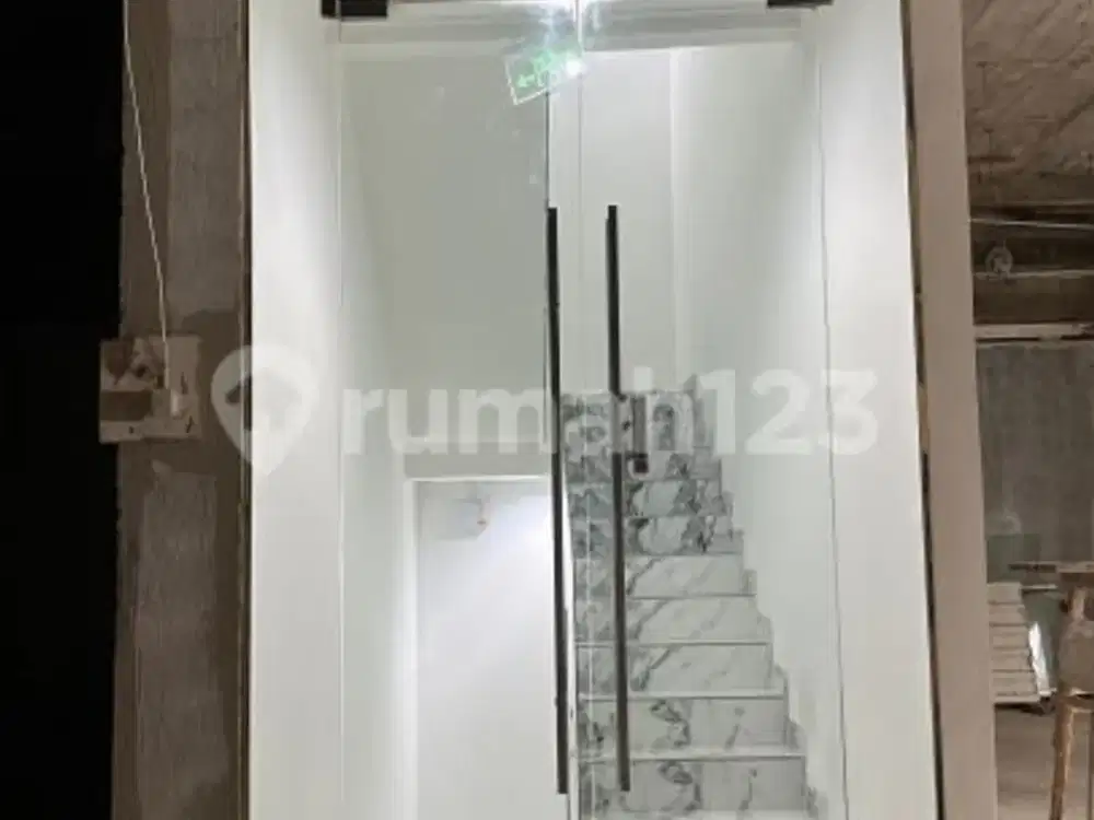 Dijual Office Space Lokasi Strategis Kebayoran Baru