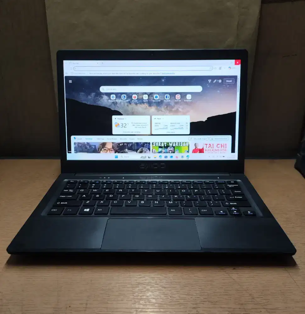 Laptop Axiio SlimBook 11 SSD M2 256GB