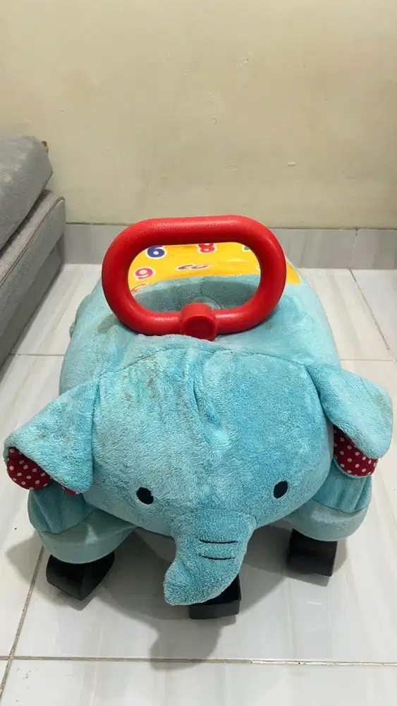 Mainan Gajah Bisa dinaiki